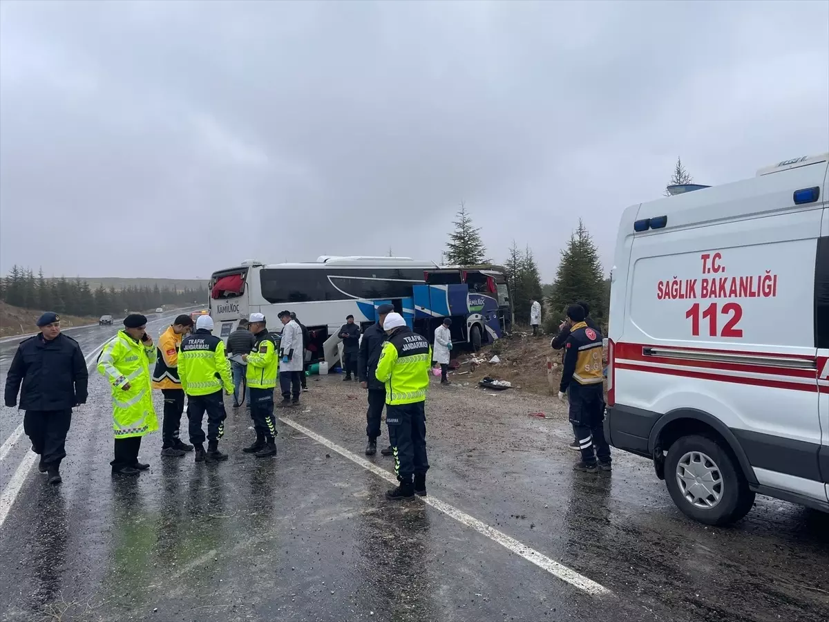 Eskişehir’de Yolcu Otobüsü Devrildi: 1 Ölü, 41 Yaralı